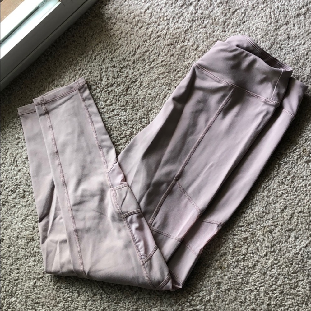 Light purple workout leggings with mesh